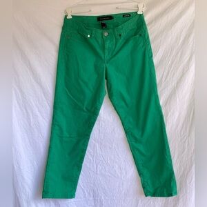 Calvin Klein size 10 kelly green crop jeans